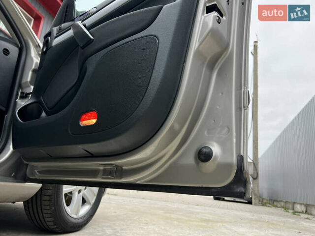 Сірий Шкода Октавія, об'ємом двигуна 1.6 л та пробігом 188 тис. км за 9200 $, фото 86 на Automoto.ua