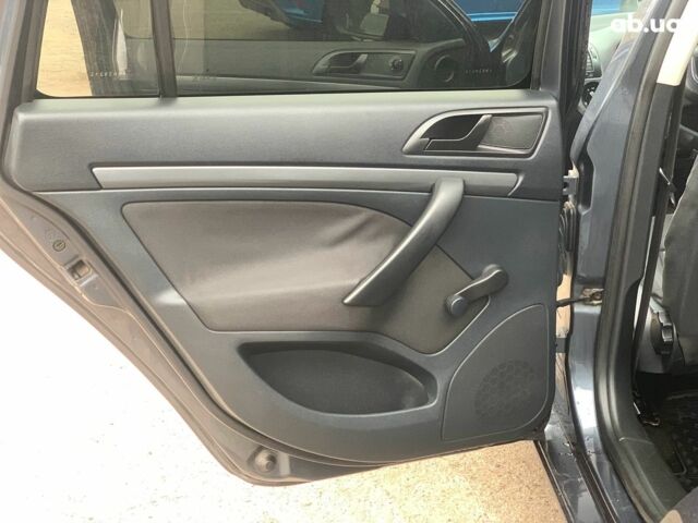 Сірий Шкода Октавія, об'ємом двигуна 1.6 л та пробігом 307 тис. км за 7190 $, фото 32 на Automoto.ua