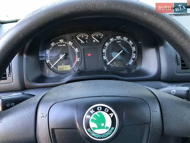 Сірий Шкода Октавія, об'ємом двигуна 1.6 л та пробігом 160 тис. км за 7300 $, фото 17 на Automoto.ua