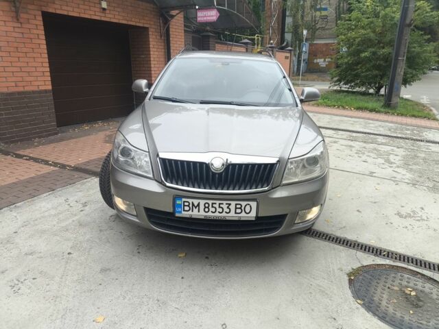 Серый Шкода Октавия, объемом двигателя 1.6 л и пробегом 260 тыс. км за 8499 $, фото 1 на Automoto.ua