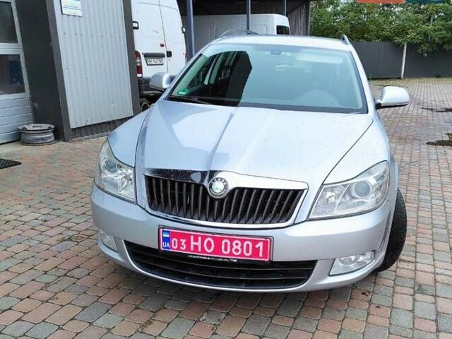 Серый Шкода Октавия, объемом двигателя 1.6 л и пробегом 310 тыс. км за 7650 $, фото 1 на Automoto.ua