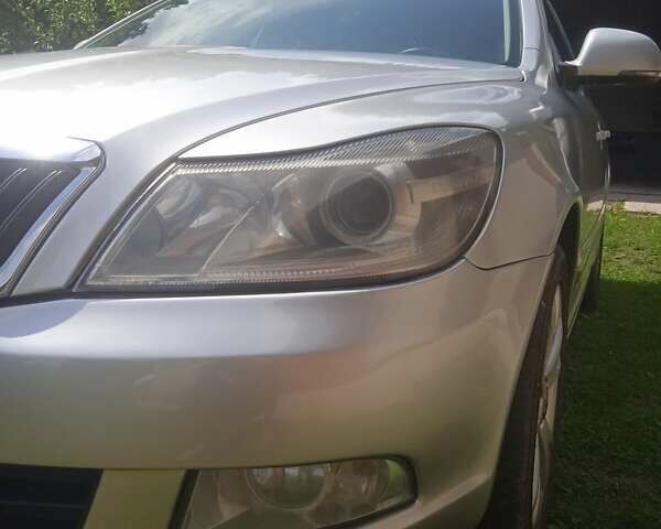 Серый Шкода Октавия, объемом двигателя 1.98 л и пробегом 199 тыс. км за 6550 $, фото 4 на Automoto.ua