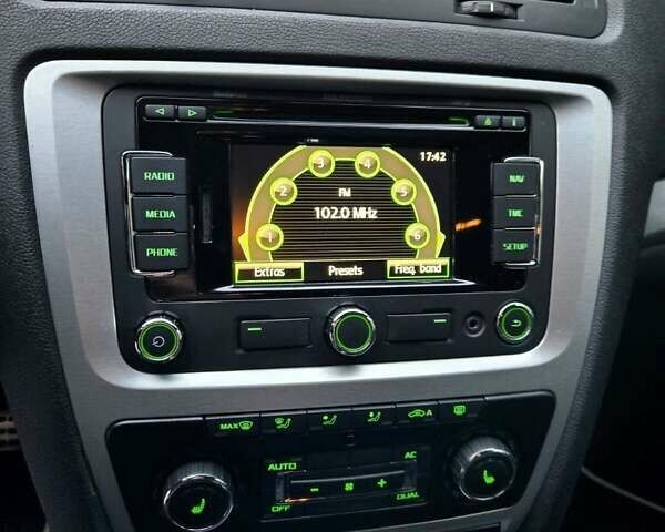 Серый Шкода Октавия, объемом двигателя 1.98 л и пробегом 189 тыс. км за 9999 $, фото 61 на Automoto.ua