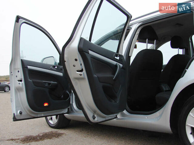 Сірий Шкода Октавія, об'ємом двигуна 1.6 л та пробігом 240 тис. км за 8000 $, фото 13 на Automoto.ua