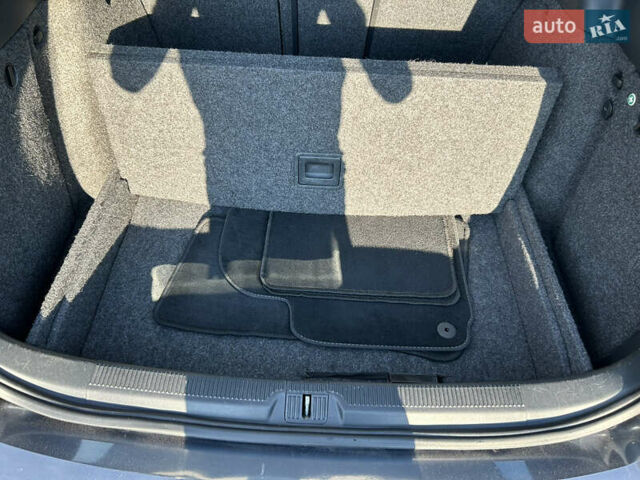 Серый Шкода Октавия, объемом двигателя 1.8 л и пробегом 221 тыс. км за 6900 $, фото 85 на Automoto.ua