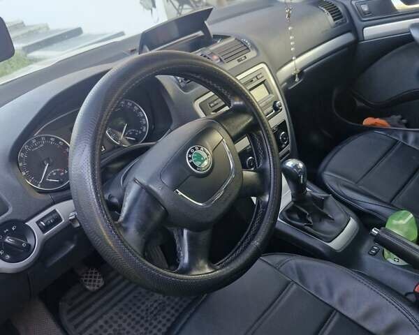 Сірий Шкода Октавія, об'ємом двигуна 1.6 л та пробігом 308 тис. км за 6900 $, фото 8 на Automoto.ua