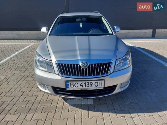 Серый Шкода Октавия, объемом двигателя 1.6 л и пробегом 275 тыс. км за 7600 $, фото 1 на Automoto.ua