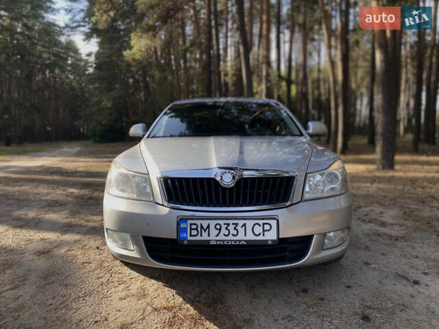 Серый Шкода Октавия, объемом двигателя 1.6 л и пробегом 303 тыс. км за 7500 $, фото 1 на Automoto.ua