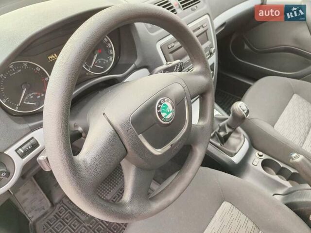 Серый Шкода Октавия, объемом двигателя 1.8 л и пробегом 204 тыс. км за 7800 $, фото 20 на Automoto.ua