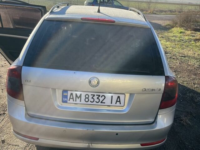 Серый Шкода Октавия, объемом двигателя 2 л и пробегом 379 тыс. км за 5999 $, фото 3 на Automoto.ua