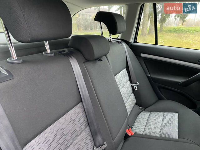 Серый Шкода Октавия, объемом двигателя 1.4 л и пробегом 206 тыс. км за 7300 $, фото 14 на Automoto.ua