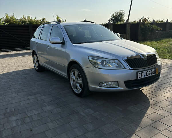 Сірий Шкода Октавія, об'ємом двигуна 1.8 л та пробігом 215 тис. км за 7900 $, фото 5 на Automoto.ua