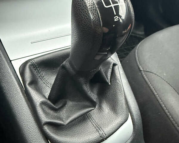 Сірий Шкода Октавія, об'ємом двигуна 1.6 л та пробігом 183 тис. км за 7500 $, фото 31 на Automoto.ua