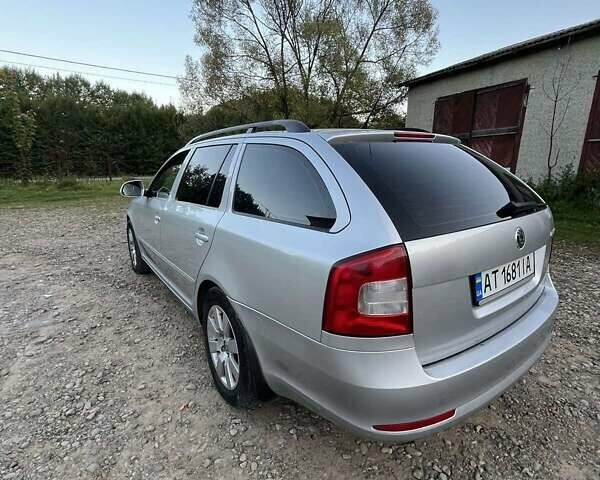 Серый Шкода Октавия, объемом двигателя 1.2 л и пробегом 250 тыс. км за 6500 $, фото 9 на Automoto.ua