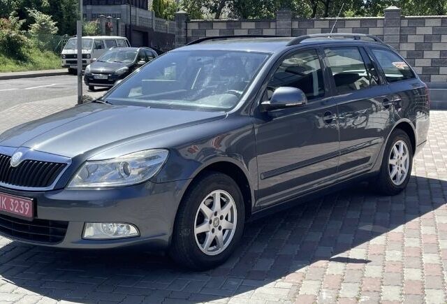 Серый Шкода Октавия, объемом двигателя 1.8 л и пробегом 186 тыс. км за 6800 $, фото 10 на Automoto.ua