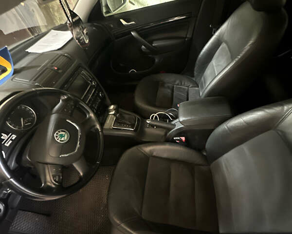 Сірий Шкода Октавія, об'ємом двигуна 1.8 л та пробігом 220 тис. км за 10500 $, фото 3 на Automoto.ua