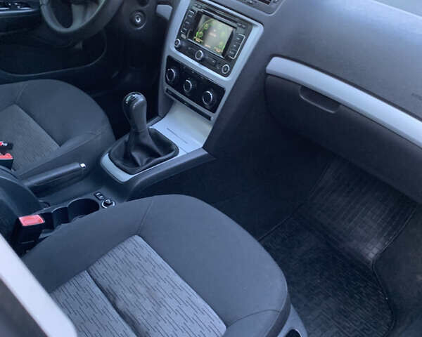 Сірий Шкода Октавія, об'ємом двигуна 1.6 л та пробігом 181 тис. км за 8799 $, фото 52 на Automoto.ua