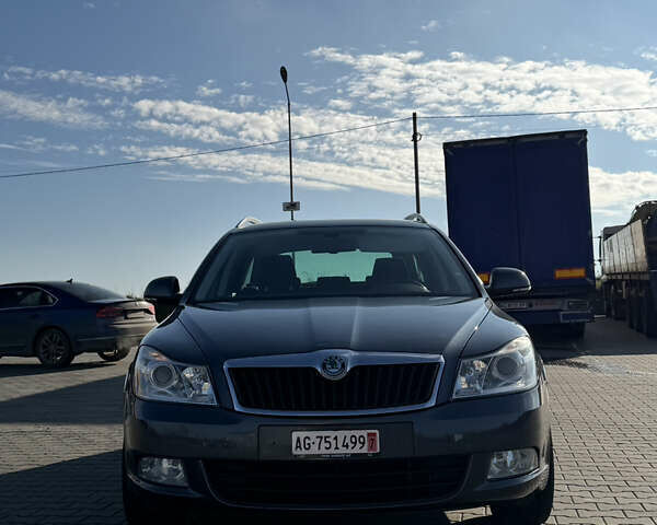 Сірий Шкода Октавія, об'ємом двигуна 1.8 л та пробігом 157 тис. км за 8150 $, фото 9 на Automoto.ua