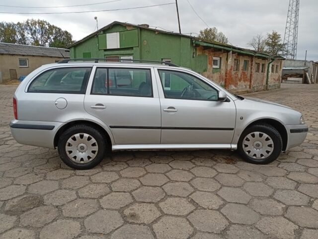 Серый Шкода Октавия, объемом двигателя 1.9 л и пробегом 334 тыс. км за 2850 $, фото 2 на Automoto.ua