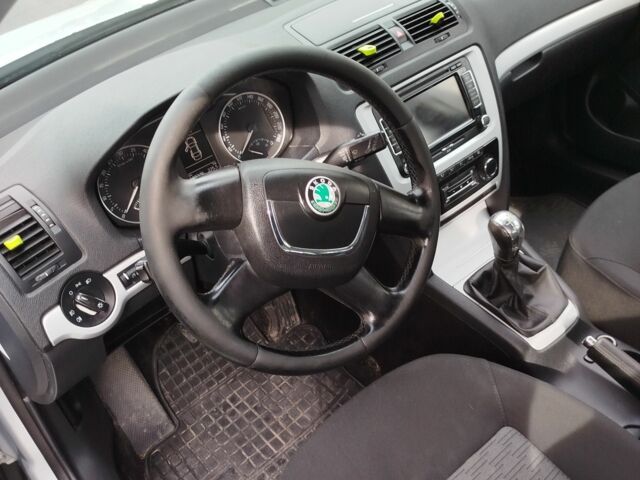 Серый Шкода Октавия, объемом двигателя 0 л и пробегом 500 тыс. км за 3250 $, фото 6 на Automoto.ua