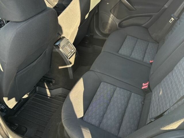 Серый Шкода Октавия, объемом двигателя 1.6 л и пробегом 280 тыс. км за 6600 $, фото 12 на Automoto.ua