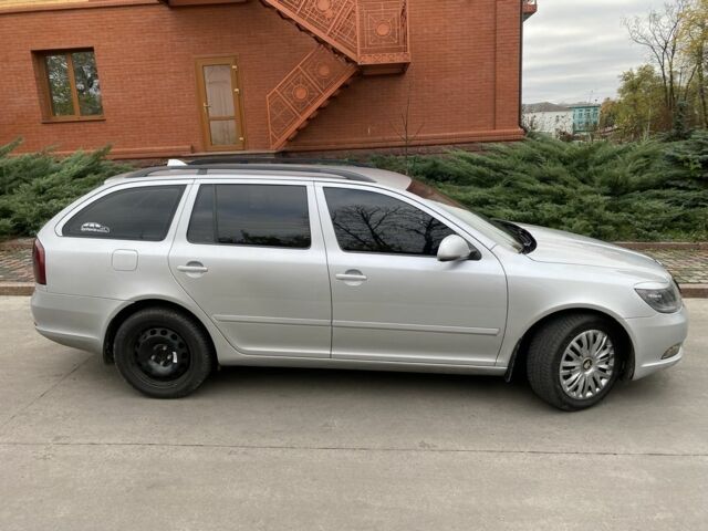 Сірий Шкода Октавія, об'ємом двигуна 1.6 л та пробігом 240 тис. км за 8900 $, фото 5 на Automoto.ua