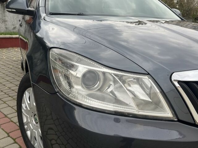 Серый Шкода Октавия, объемом двигателя 1.4 л и пробегом 216 тыс. км за 5500 $, фото 1 на Automoto.ua