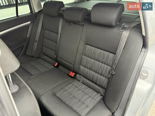 Сірий Шкода Октавія, об'ємом двигуна 1.39 л та пробігом 280 тис. км за 6300 $, фото 16 на Automoto.ua