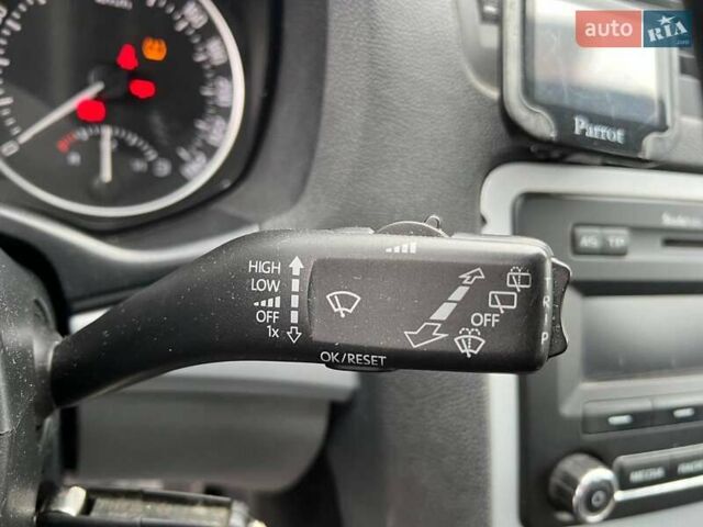 Серый Шкода Октавия, объемом двигателя 1.6 л и пробегом 245 тыс. км за 7500 $, фото 22 на Automoto.ua