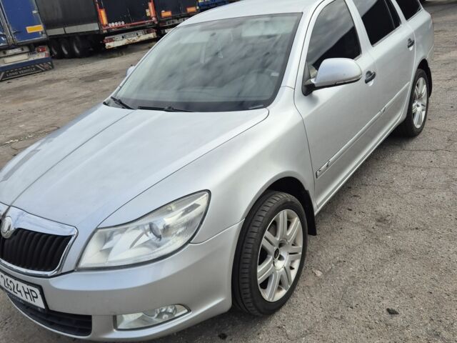 Шкода Октавия 2010 в Полтаве на Automoto.ua Серый Шкода Октавия, объемом двигателя 1.8 л и пробегом 230 тыс. км за 6500 $, фото 2 на Automoto.ua