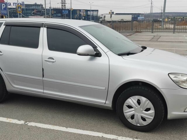Сірий Шкода Октавія, об'ємом двигуна 1.8 л та пробігом 298 тис. км за 6500 $, фото 3 на Automoto.ua