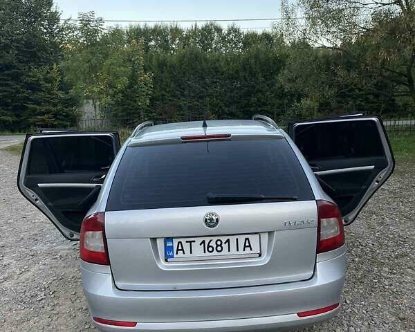 Серый Шкода Октавия, объемом двигателя 1.2 л и пробегом 250 тыс. км за 6500 $, фото 2 на Automoto.ua