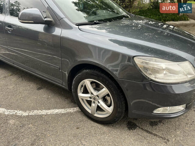 Сірий Шкода Октавія, об'ємом двигуна 1.4 л та пробігом 217 тис. км за 6000 $, фото 2 на Automoto.ua