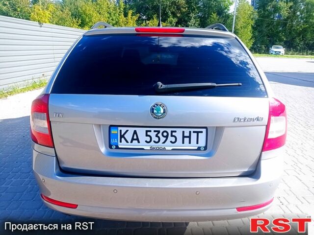 Серый Шкода Октавия, объемом двигателя 1.6 л и пробегом 243 тыс. км за 8300 $, фото 3 на Automoto.ua