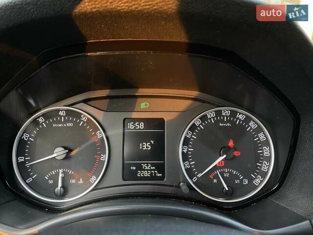 Серый Шкода Октавия, объемом двигателя 1.39 л и пробегом 229 тыс. км за 6650 $, фото 35 на Automoto.ua