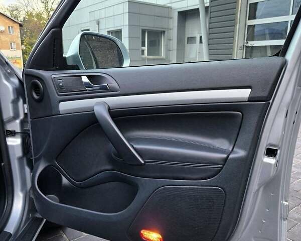 Серый Шкода Октавия, объемом двигателя 1.98 л и пробегом 189 тыс. км за 9999 $, фото 42 на Automoto.ua