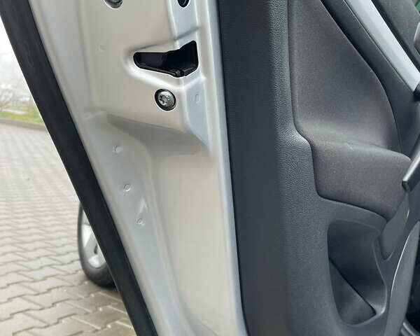 Серый Шкода Октавия, объемом двигателя 1.6 л и пробегом 229 тыс. км за 8999 $, фото 85 на Automoto.ua