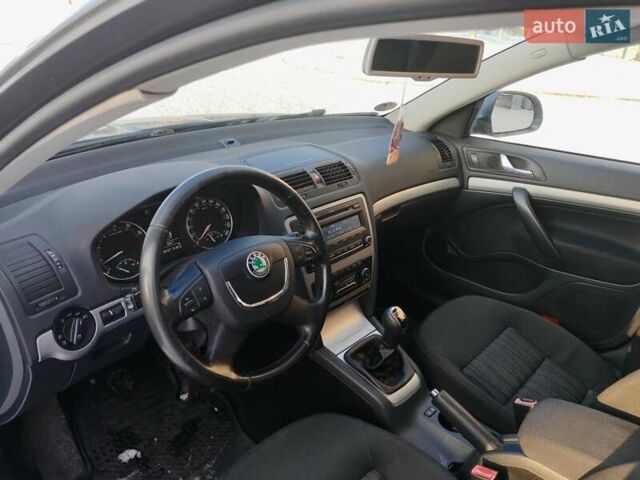 Сірий Шкода Октавія, об'ємом двигуна 1.4 л та пробігом 249 тис. км за 7300 $, фото 21 на Automoto.ua