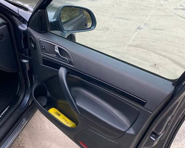 Серый Шкода Октавия, объемом двигателя 1.8 л и пробегом 255 тыс. км за 8500 $, фото 3 на Automoto.ua