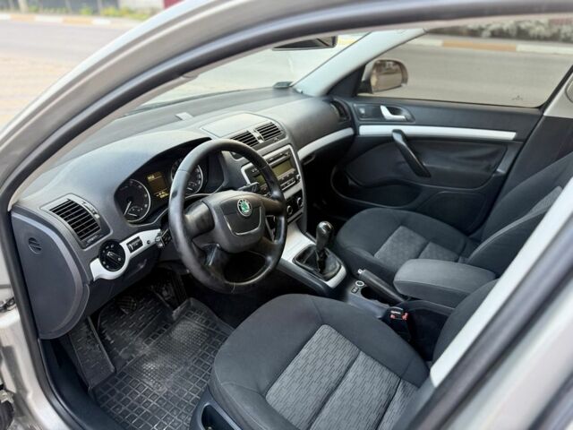Сірий Шкода Октавія, об'ємом двигуна 1.4 л та пробігом 310 тис. км за 5700 $, фото 6 на Automoto.ua
