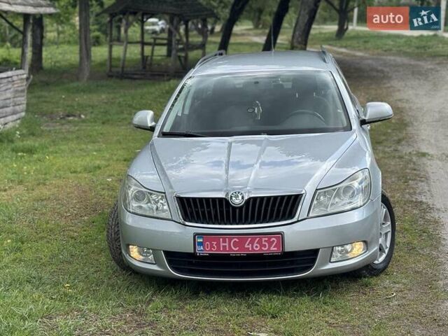 Серый Шкода Октавия, объемом двигателя 2 л и пробегом 207 тыс. км за 9050 $, фото 2 на Automoto.ua