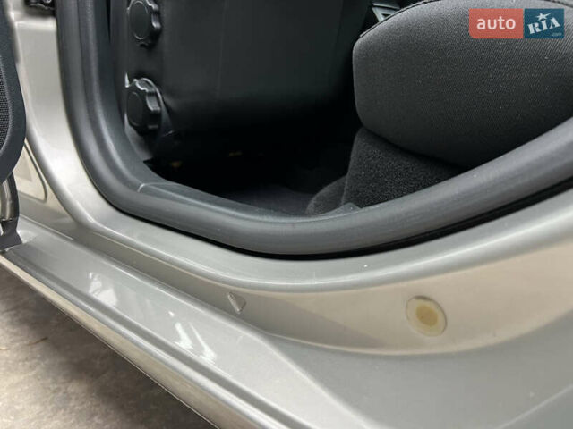 Сірий Шкода Октавія, об'ємом двигуна 1.6 л та пробігом 188 тис. км за 9200 $, фото 66 на Automoto.ua