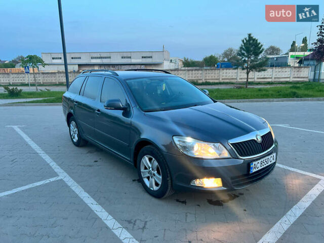 Серый Шкода Октавия, объемом двигателя 1.6 л и пробегом 276 тыс. км за 7200 $, фото 3 на Automoto.ua