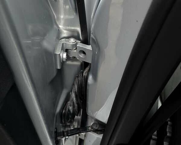 Серый Шкода Октавия, объемом двигателя 1.8 л и пробегом 190 тыс. км за 7200 $, фото 135 на Automoto.ua