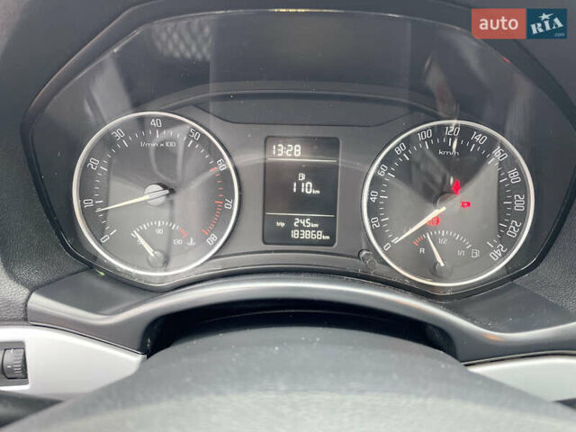 Сірий Шкода Октавія, об'ємом двигуна 1.8 л та пробігом 183 тис. км за 7200 $, фото 13 на Automoto.ua