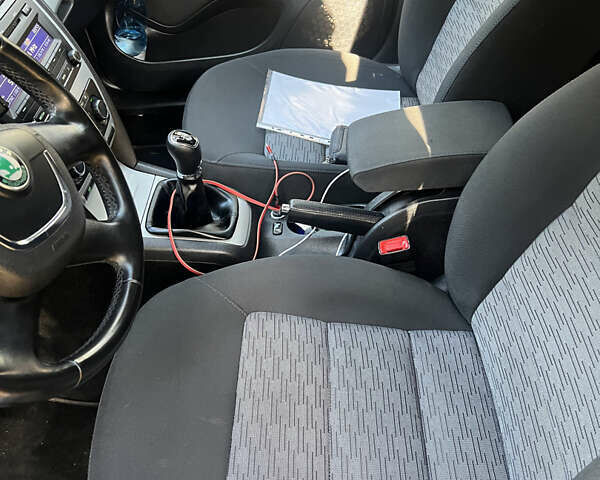 Шкода Октавия 2010 в Ровно на Automoto.ua Серый Шкода Октавия, объемом двигателя 1.4 л и пробегом 208 тыс. км за 6450 $, фото 30 на Automoto.ua