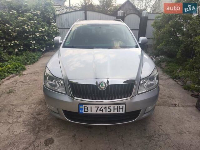Серый Шкода Октавия, объемом двигателя 1.6 л и пробегом 200 тыс. км за 7650 $, фото 5 на Automoto.ua