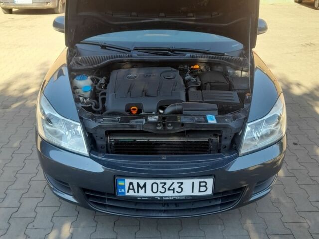 Серый Шкода Октавия, объемом двигателя 1.6 л и пробегом 270 тыс. км за 8500 $, фото 1 на Automoto.ua