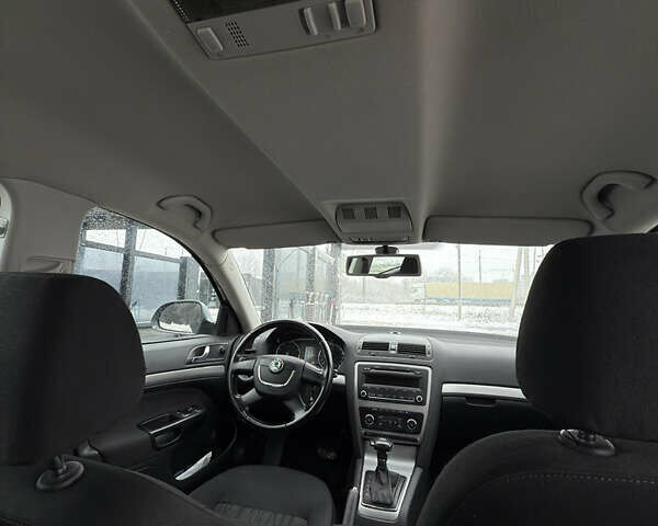 Сірий Шкода Октавія, об'ємом двигуна 1.4 л та пробігом 216 тис. км за 7450 $, фото 8 на Automoto.ua