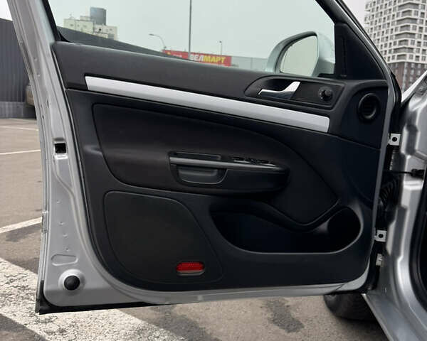 Сірий Шкода Октавія, об'ємом двигуна 1.6 л та пробігом 295 тис. км за 6599 $, фото 7 на Automoto.ua